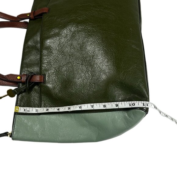 Fossil Classic Two-Tone Green Leather Tote – Genuine Leather – Pre-Owned - Picture 10 of 16